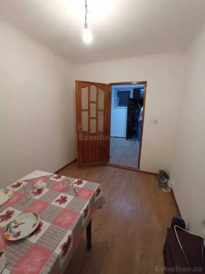 Satılır 1 otaqlı Mənzil Köhnə tikili 14 m² Nizami m. - şəkil 3