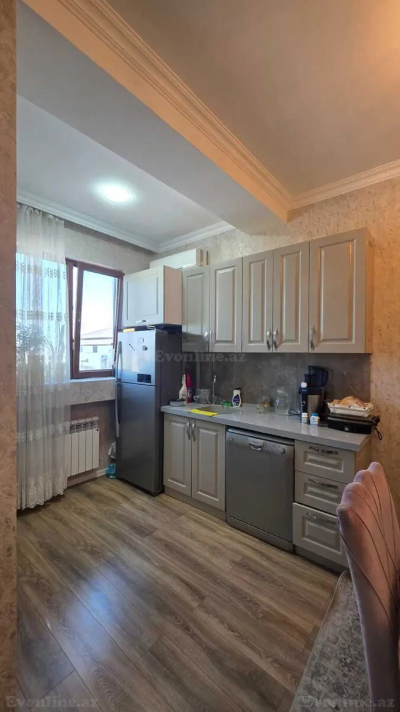 Satılır 3 otaqlı Mənzil Yeni tikili 75 m² İnşaatçılar m. - şəkil 3