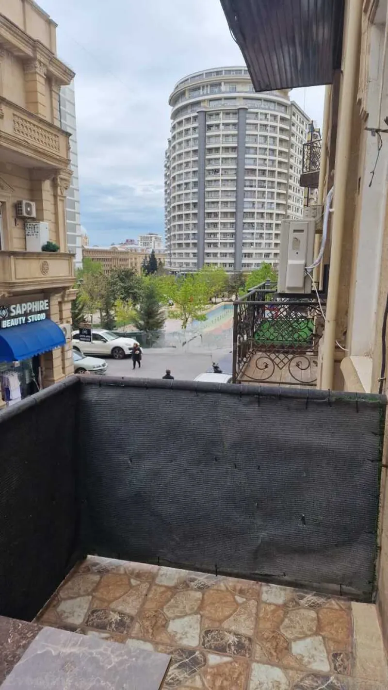 Kirayə verilir 3 otaqlı Mənzil Köhnə tikili 90 m² Nizami m. - şəkil 4