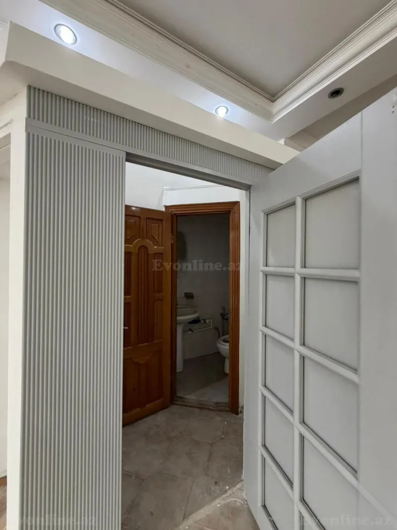 Kirayə verilir Obyekt 190 m² 8 Noyabr m. - şəkil 9