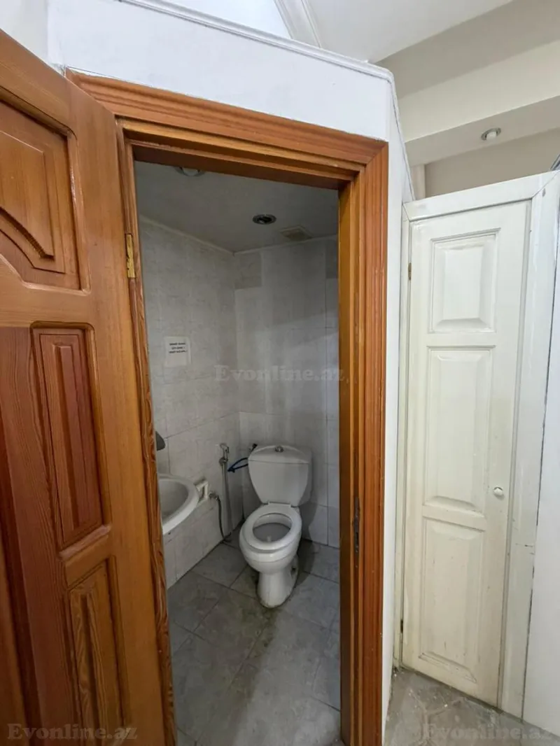 Kirayə verilir Obyekt 190 m² 8 Noyabr m. - şəkil 10
