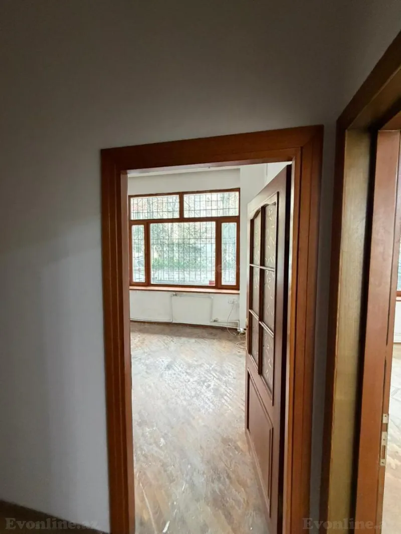 Kirayə verilir Obyekt 190 m² 8 Noyabr m. - şəkil 12