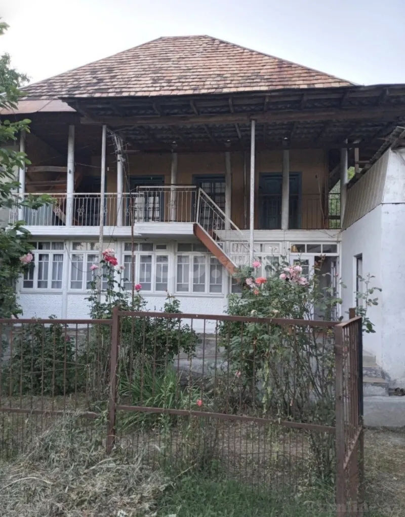Satılır 4 otaqlı Həyət evi 600 m² Şəki - şəkil 2