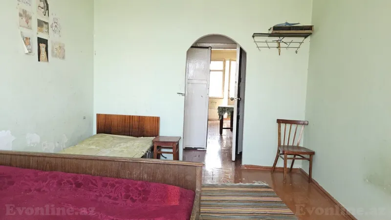 Satılır 2 otaqlı Mənzil Köhnə tikili 50 m² Memar Əcəmi m. - şəkil 2