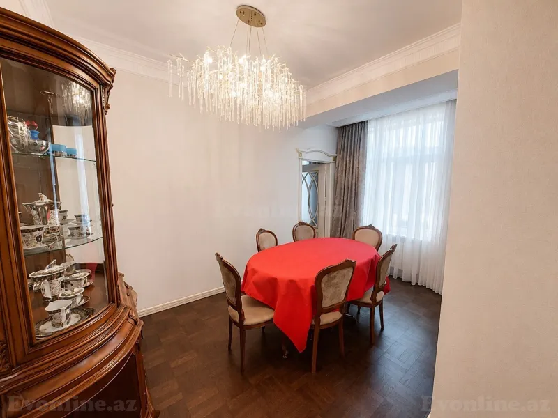 Satılır 5 otaqlı Mənzil Yeni tikili 215 m² Nəsimi r. - şəkil 3