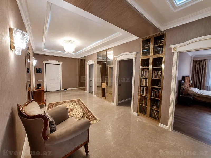 Satılır 5 otaqlı Mənzil Yeni tikili 215 m² Nəsimi r. - şəkil 15