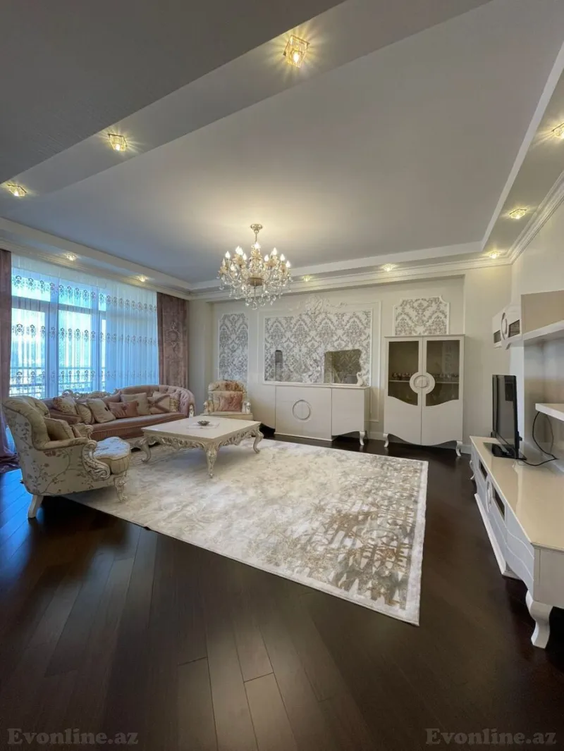 Satılır 4 otaqlı Mənzil Yeni tikili 240 m² Səbail r. - şəkil 4