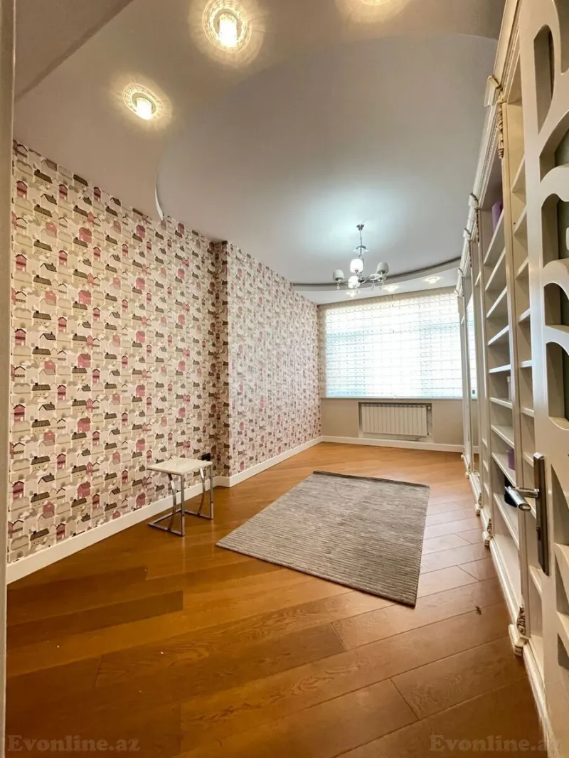 Satılır 4 otaqlı Mənzil Yeni tikili 240 m² Səbail r. - şəkil 19