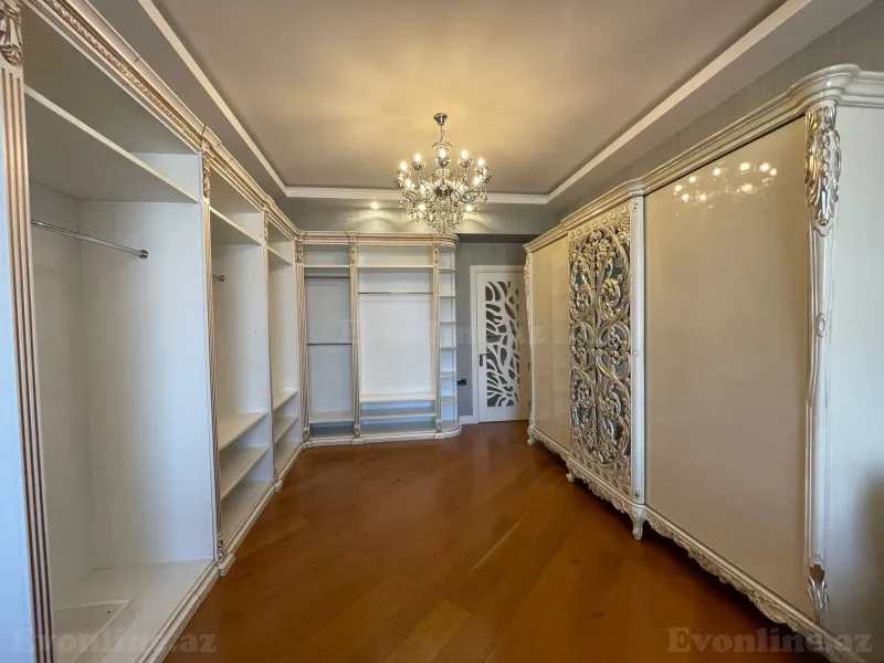 Satılır 4 otaqlı Mənzil Yeni tikili 240 m² Səbail r. - şəkil 25