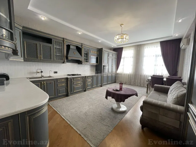 Satılır 4 otaqlı Mənzil Yeni tikili 240 m² Səbail r. - şəkil 26