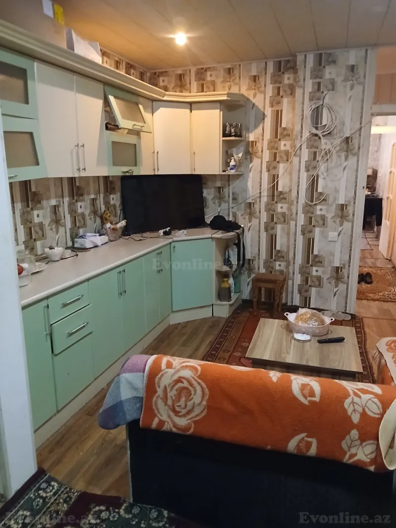 Satılır 2 otaqlı Mənzil Köhnə tikili 60 m² Yeni Günəşli - şəkil 4