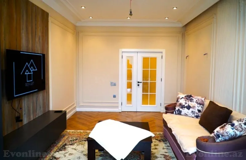 Satılır 4 otaqlı Mənzil Yeni tikili 135 m² Həzi Aslanov m. - şəkil 4