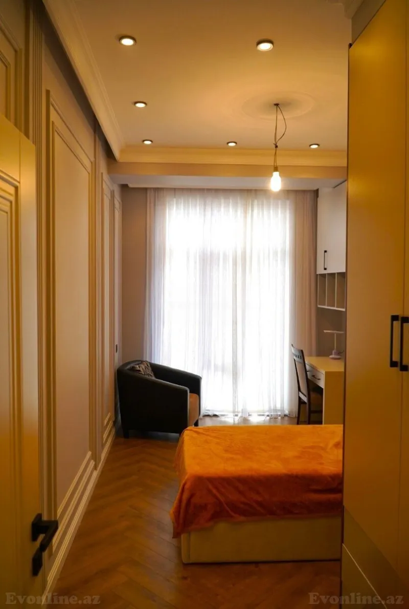 Satılır 4 otaqlı Mənzil Yeni tikili 135 m² Həzi Aslanov m. - şəkil 7