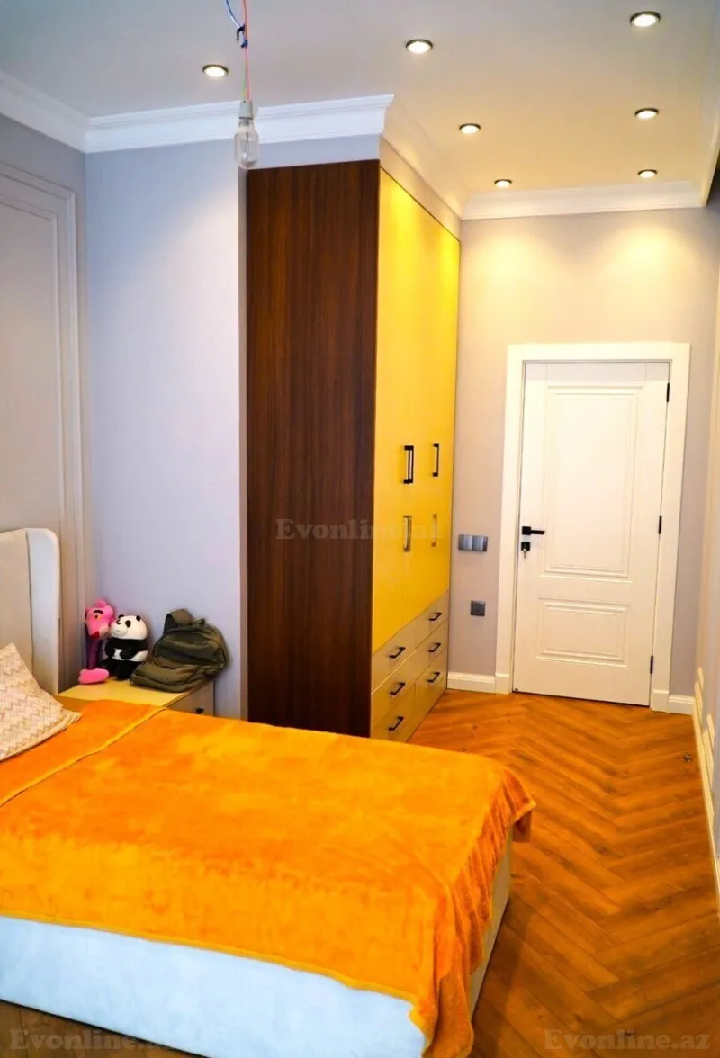 Satılır 4 otaqlı Mənzil Yeni tikili 135 m² Həzi Aslanov m. - şəkil 8