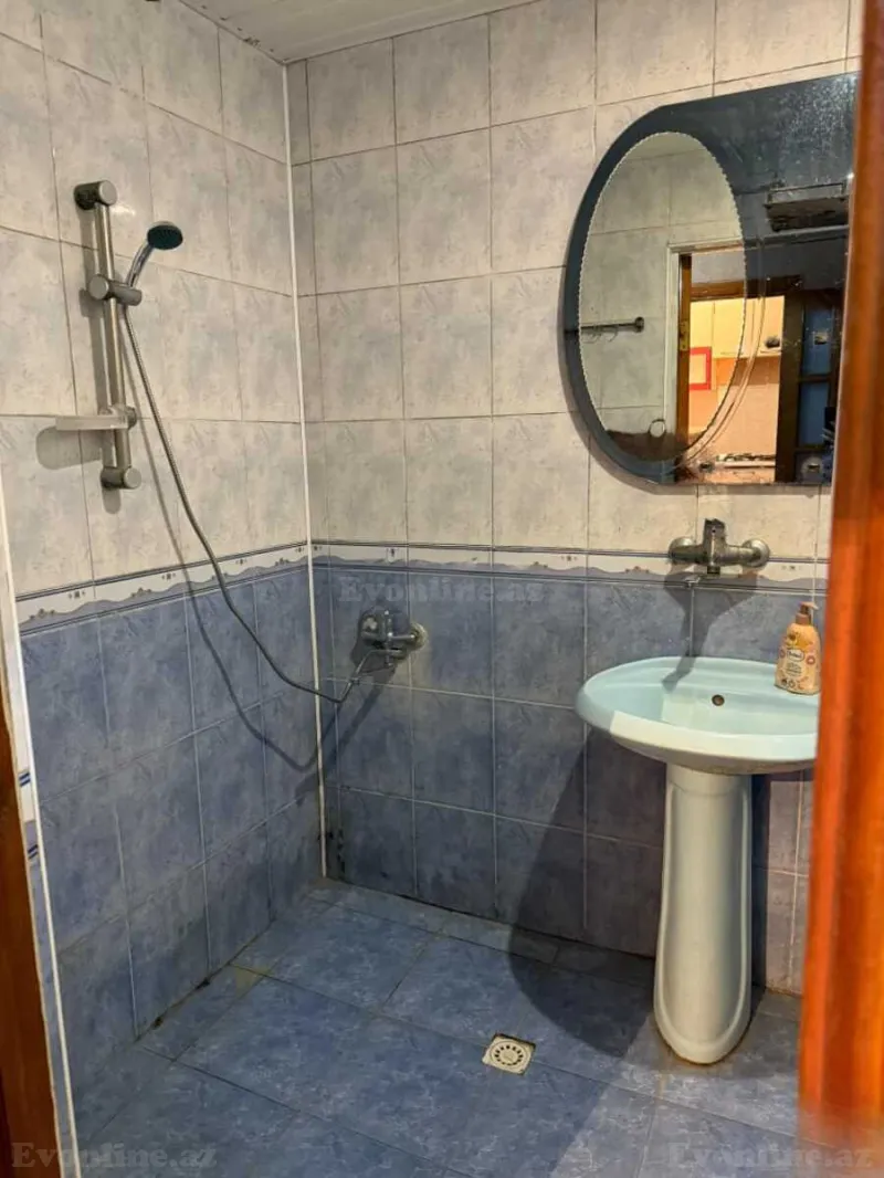Satılır 3 otaqlı Mənzil Köhnə tikili 85 m² Nərimanov r. - şəkil 9