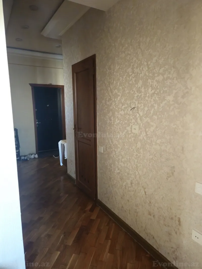 Bakı, Yasamal r., 20 Yanvar m.da 3 otaqlı mənzil kirayə verilir