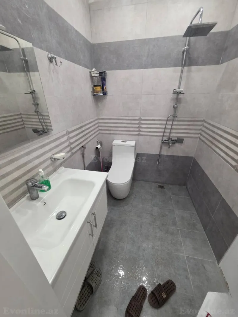 Satılır 2 otaqlı Mənzil Yeni tikili 70 m² Azadlıq prospekti m. - şəkil 6
