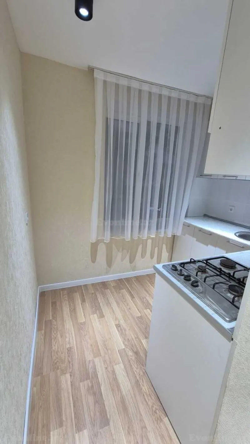Satılır 1 otaqlı Mənzil Köhnə tikili 40 m² Elmlər Akademiyası m. - şəkil 11