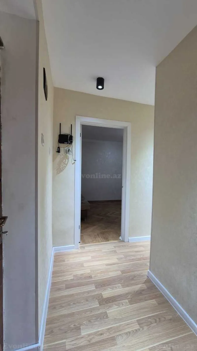Satılır 1 otaqlı Mənzil Köhnə tikili 40 m² Elmlər Akademiyası m. - şəkil 14