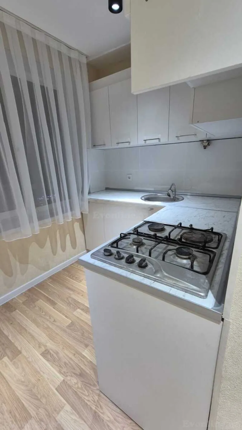 Satılır 1 otaqlı Mənzil Köhnə tikili 40 m² Elmlər Akademiyası m. - şəkil 15