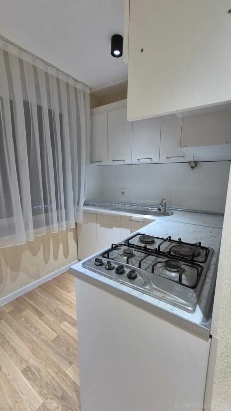 Satılır 1 otaqlı Mənzil Köhnə tikili 40 m² Elmlər Akademiyası m. - şəkil 17