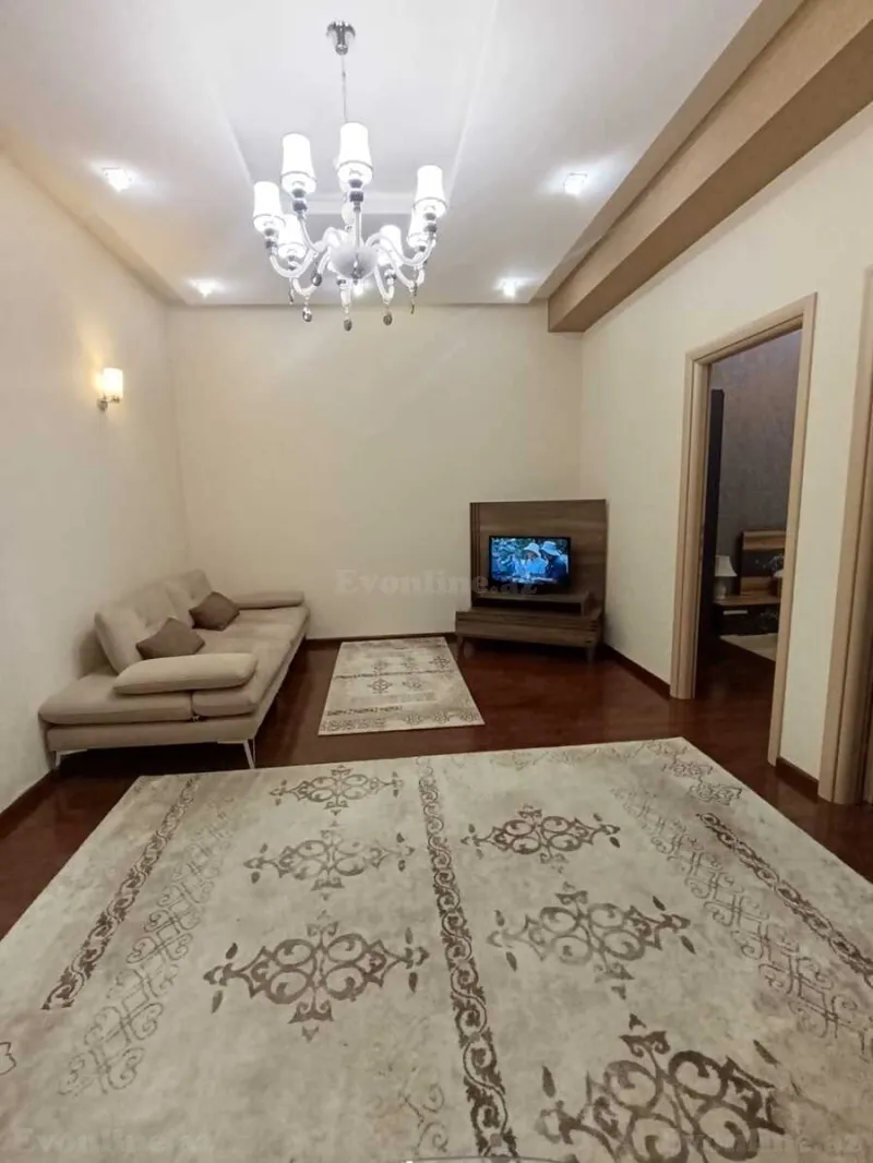 Satılır 1 otaqlı Mənzil Yeni tikili 68 m² Azadlıq prospekti m. - şəkil 3