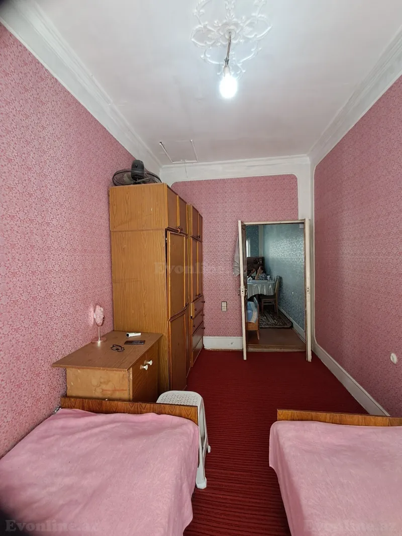 Satılır 2 otaqlı Həyət evi 50 m² İnşaatçılar m. - şəkil 3
