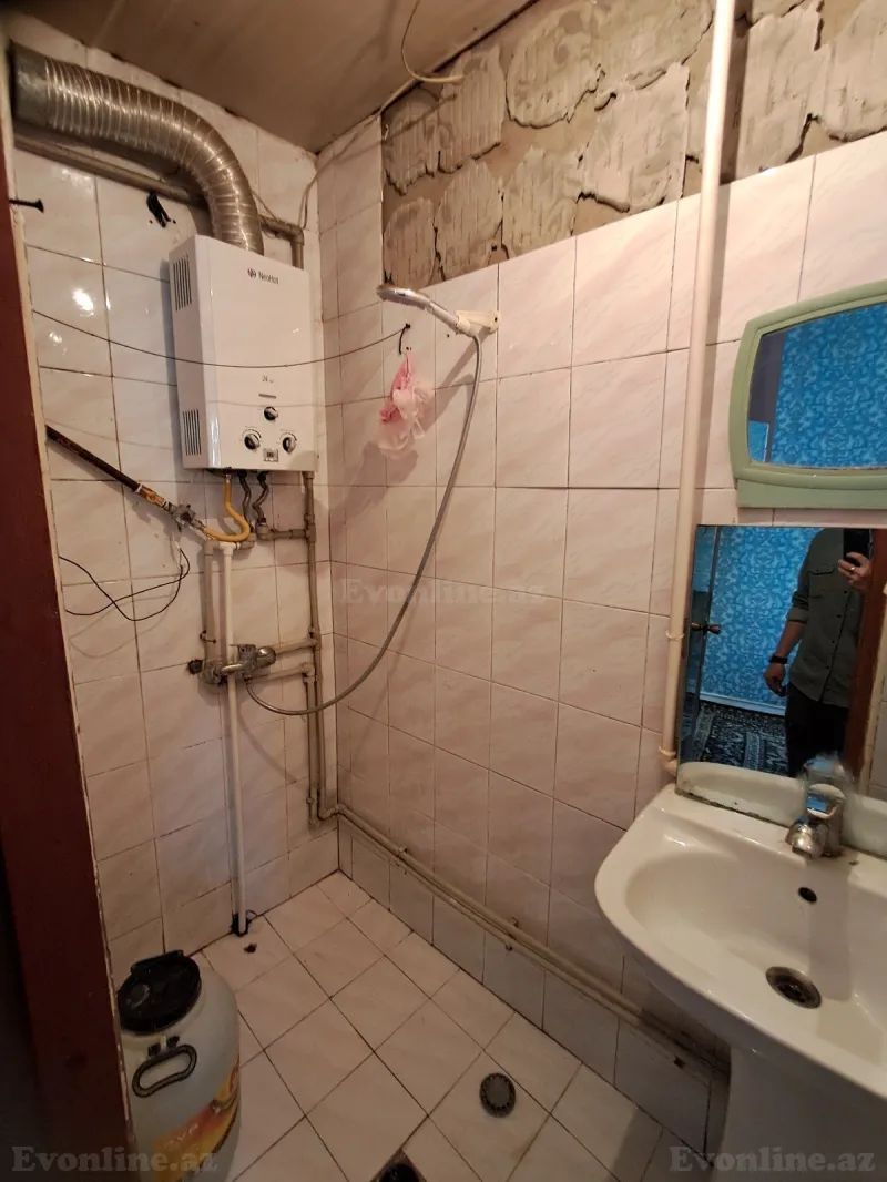 Satılır 2 otaqlı Həyət evi 50 m² İnşaatçılar m. - şəkil 6