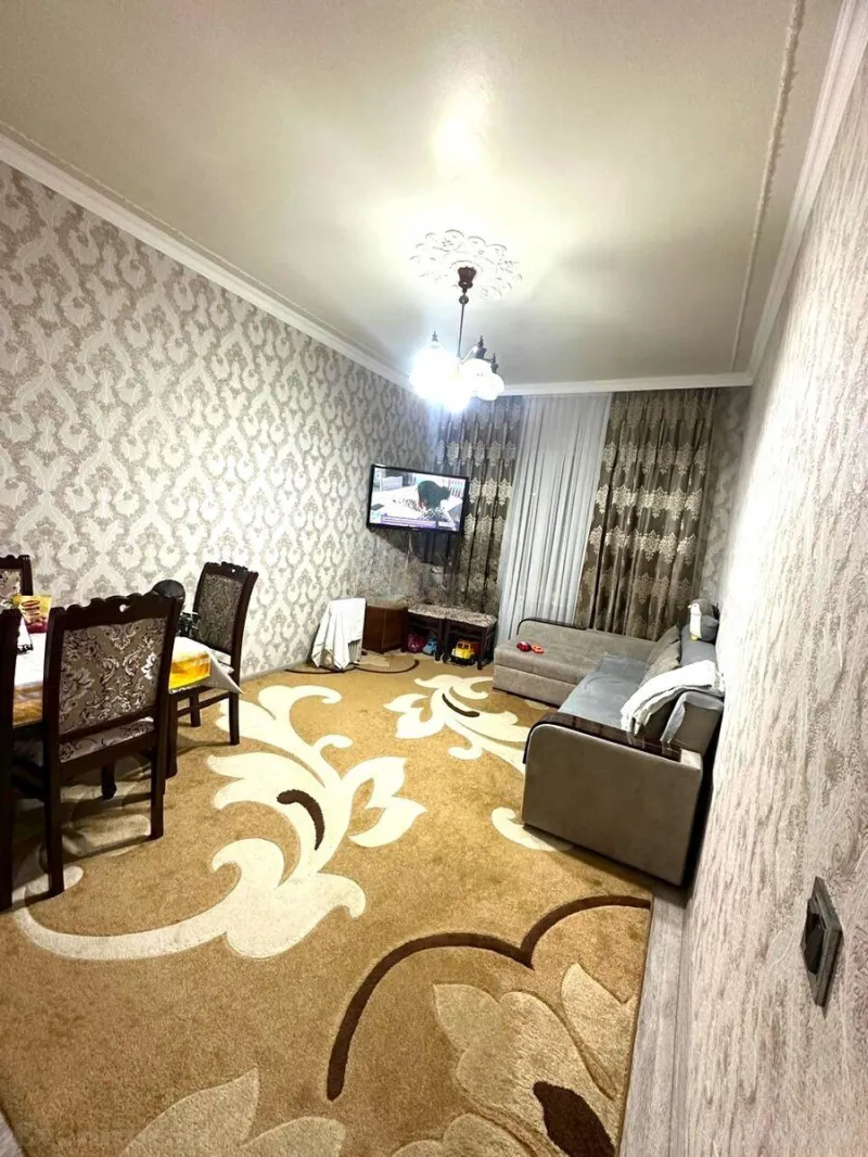 Satılır 3 otaqlı Mənzil Köhnə tikili 90 m² Əhmədli m.