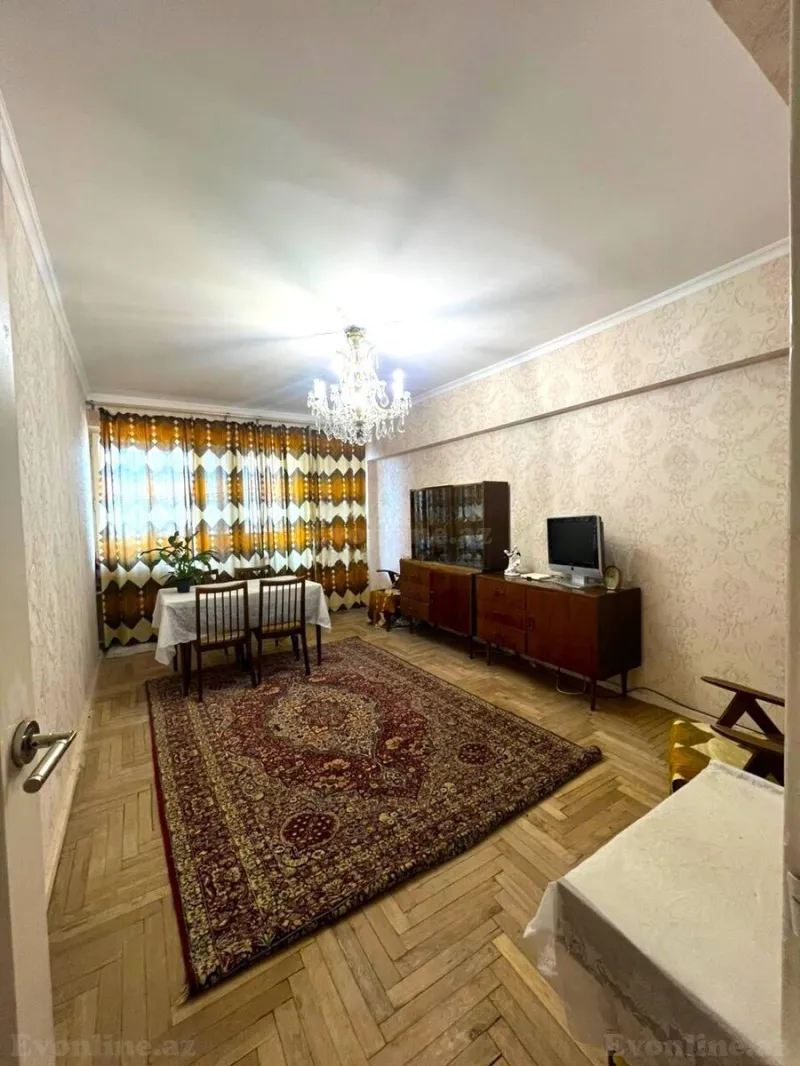Satılır 3 otaqlı Mənzil Köhnə tikili 105 m² Xətai r. - şəkil 2