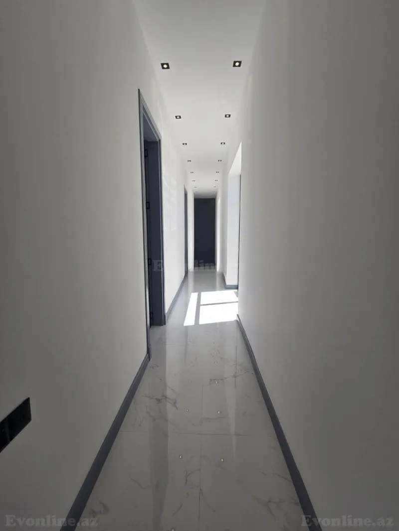 Satılır 5 otaqlı Həyət evi 235 m² Şüvəlan - şəkil 11