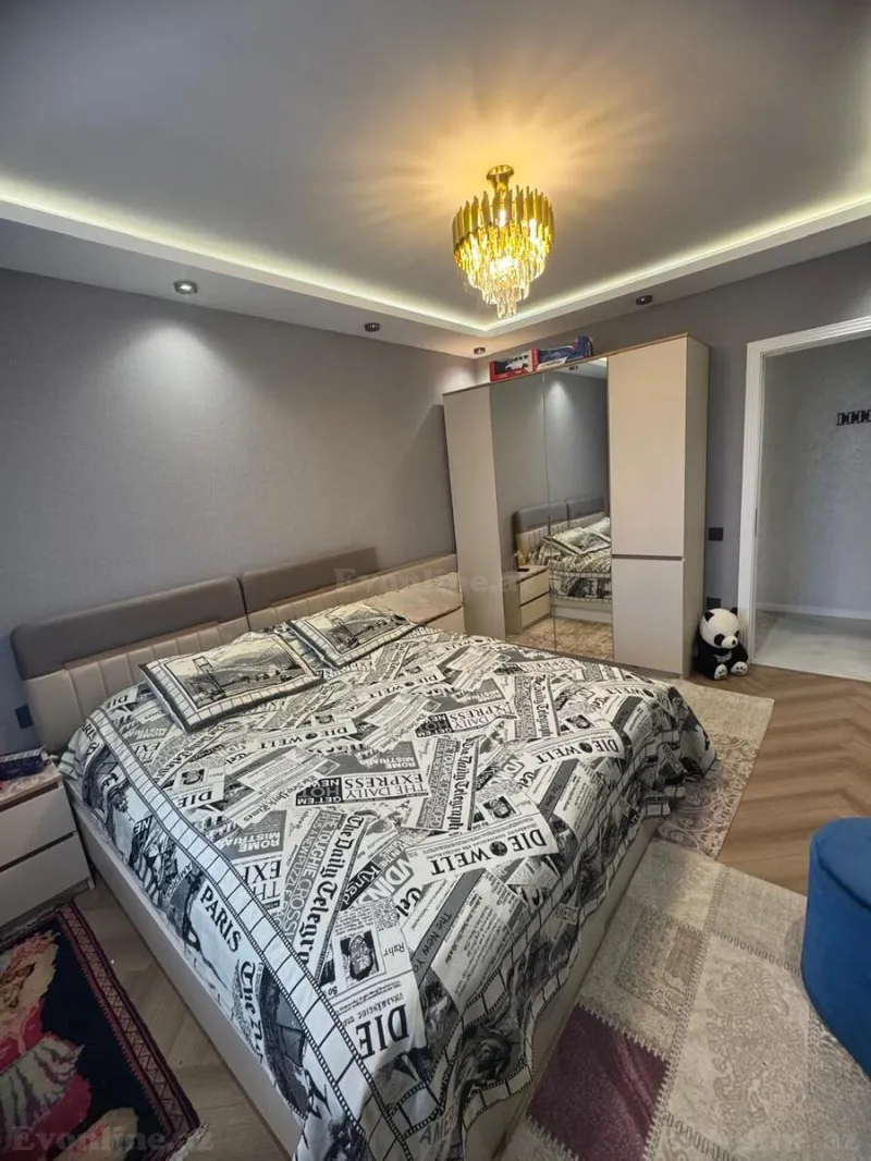 Satılır 5 otaqlı Mənzil Köhnə tikili 120 m² Bakıxanov - şəkil 9