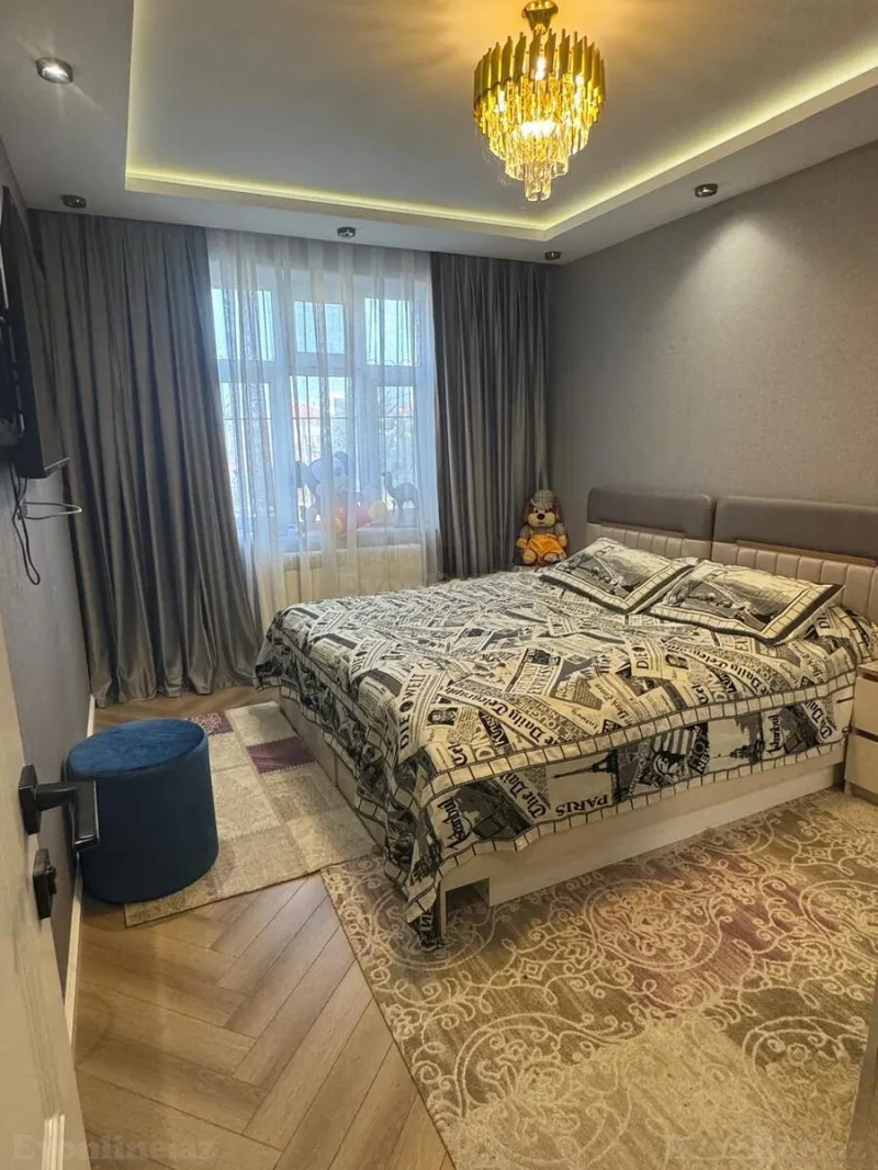 Satılır 5 otaqlı Mənzil Köhnə tikili 120 m² Bakıxanov - şəkil 13
