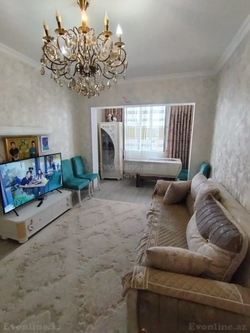 Satılır 4 otaqlı Mənzil Köhnə tikili 100 m² Bakıxanov - şəkil 3