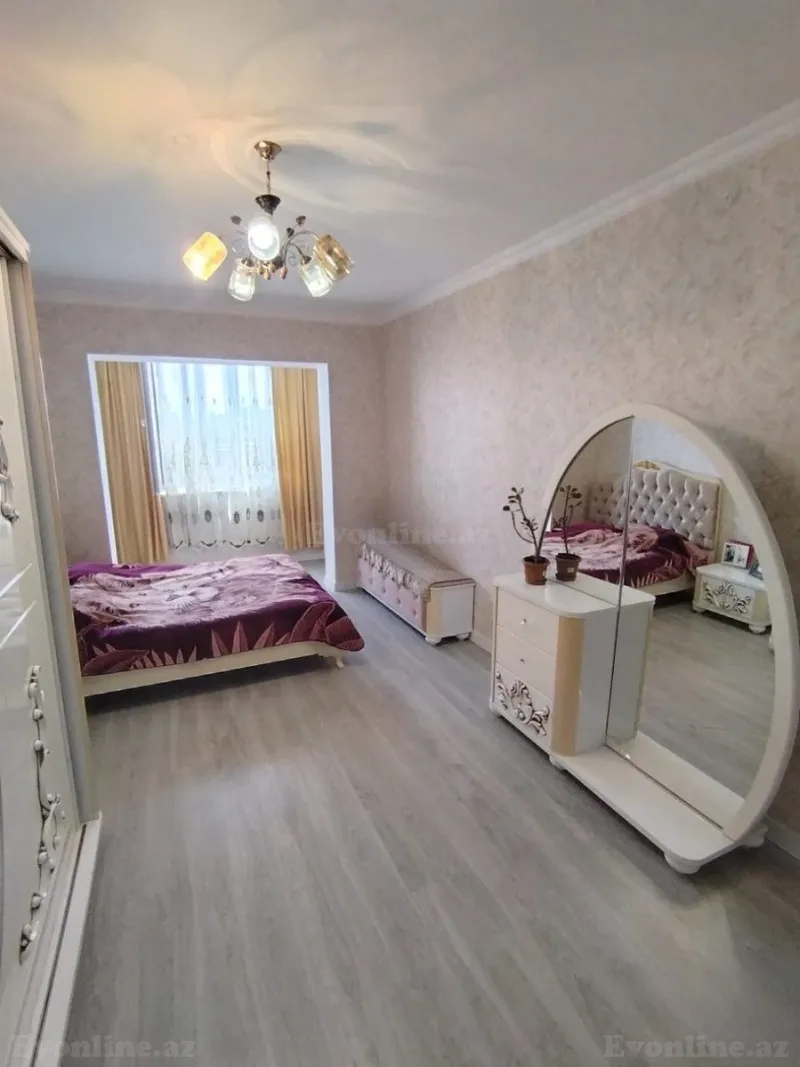 Satılır 4 otaqlı Mənzil Köhnə tikili 100 m² Bakıxanov - şəkil 7