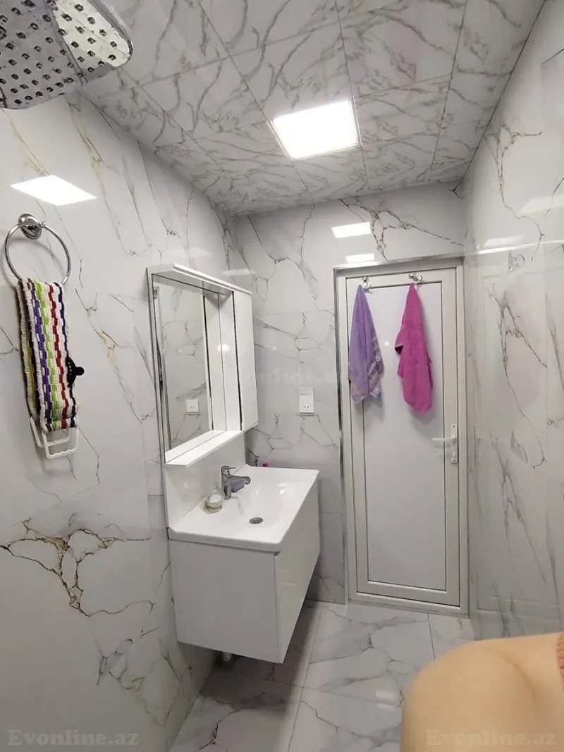 Satılır 4 otaqlı Mənzil Köhnə tikili 100 m² Bakıxanov - şəkil 15