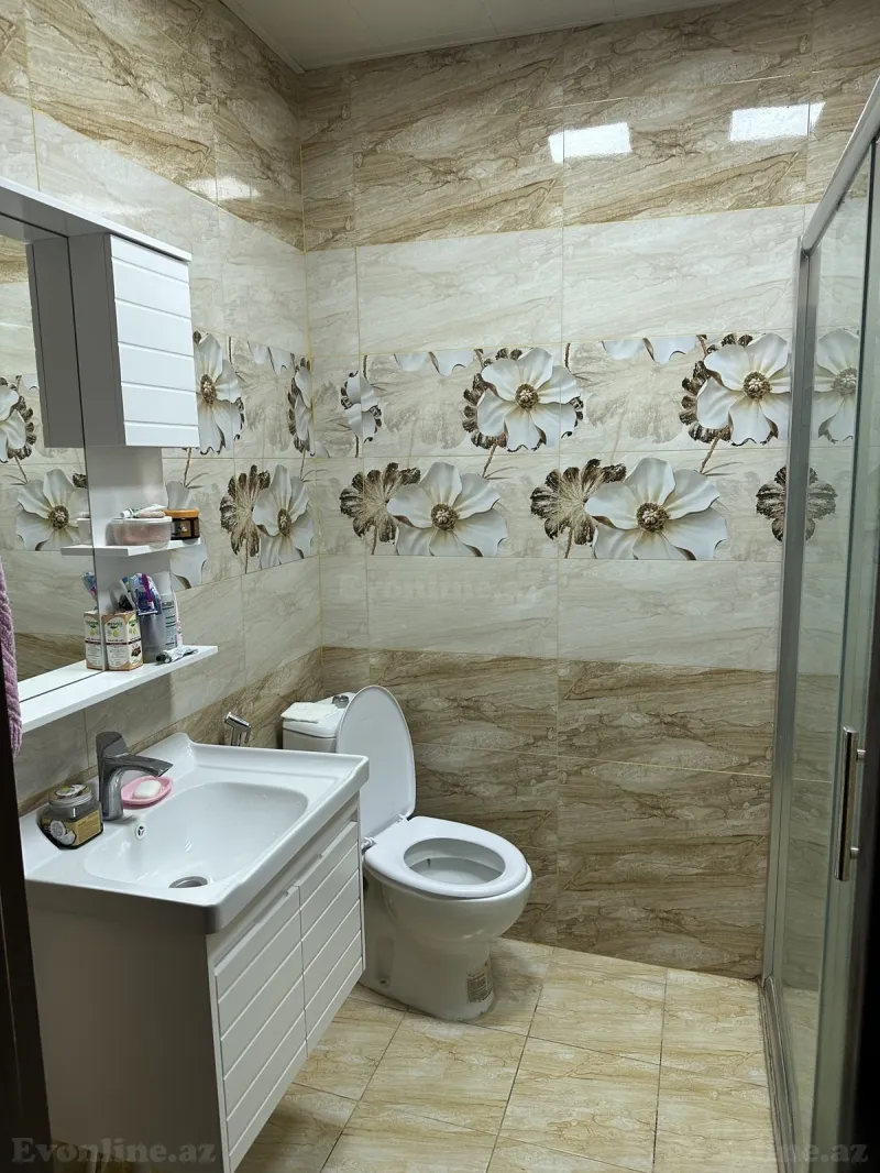 Kirayə verilir 3 otaqlı Mənzil Yeni tikili 70 m² İnşaatçılar m. - şəkil 5