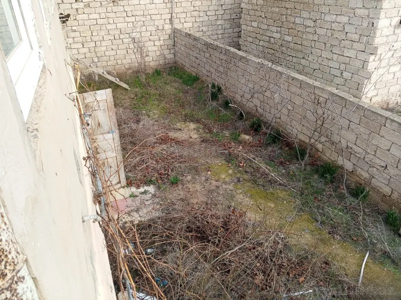Satılır 6 otaqlı Həyət evi 100 m² Zirə - şəkil 15
