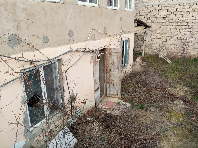 Satılır 6 otaqlı Həyət evi 100 m² Zirə - şəkil 19