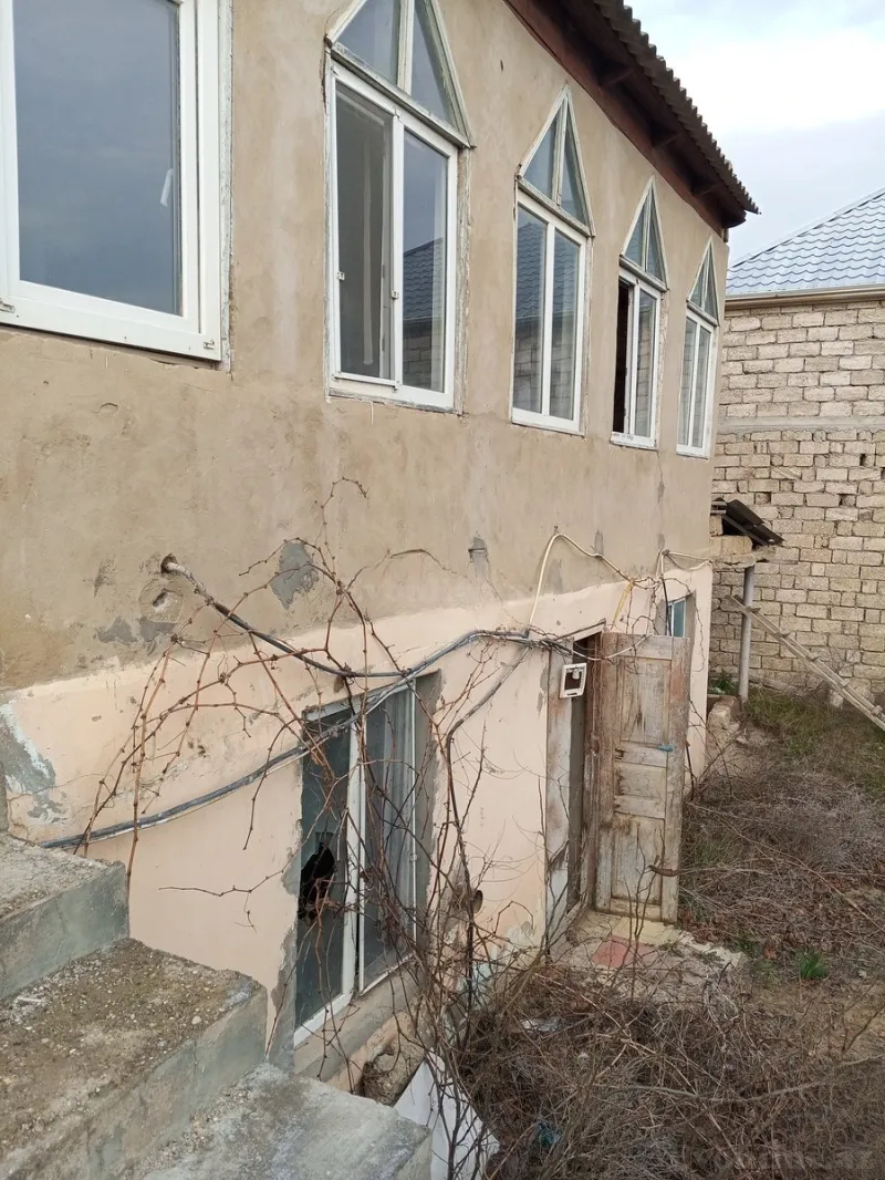 Satılır 6 otaqlı Həyət evi 100 m² Zirə - şəkil 20
