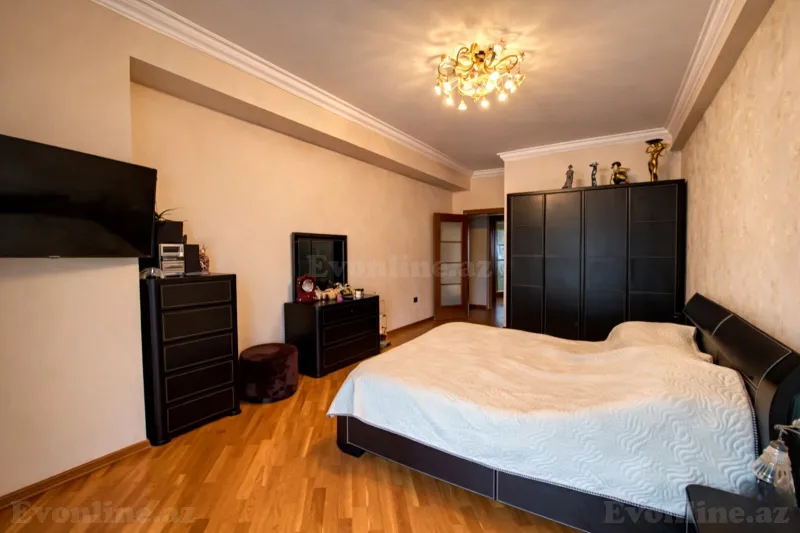 Satılır 3 otaqlı Mənzil Yeni tikili 140 m² 28 May m. - şəkil 7