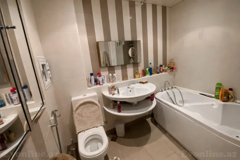 Satılır 3 otaqlı Mənzil Yeni tikili 140 m² 28 May m. - şəkil 12