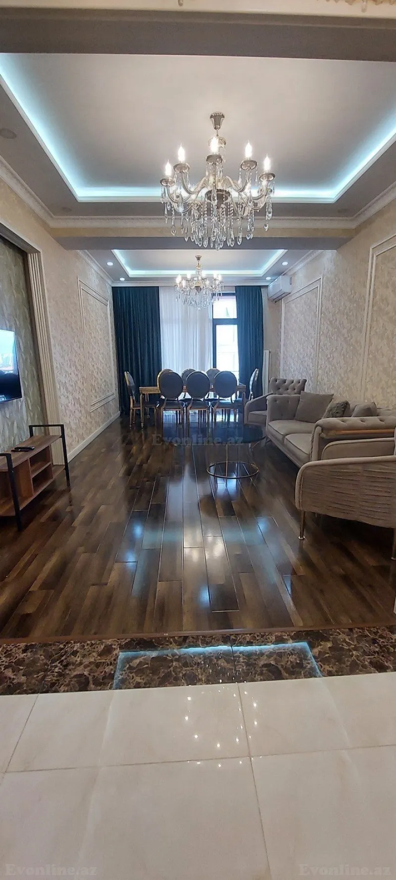 3 otaqlı Mənzil 173 m² Elmlər Akademiyası m. Satılır