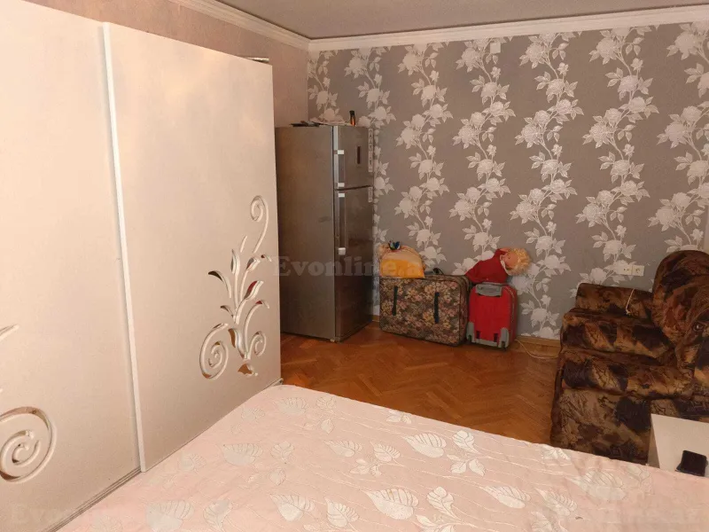Kirayə verilir 3 otaqlı Mənzil Köhnə tikili 75 m² Yasamal r. - şəkil 6