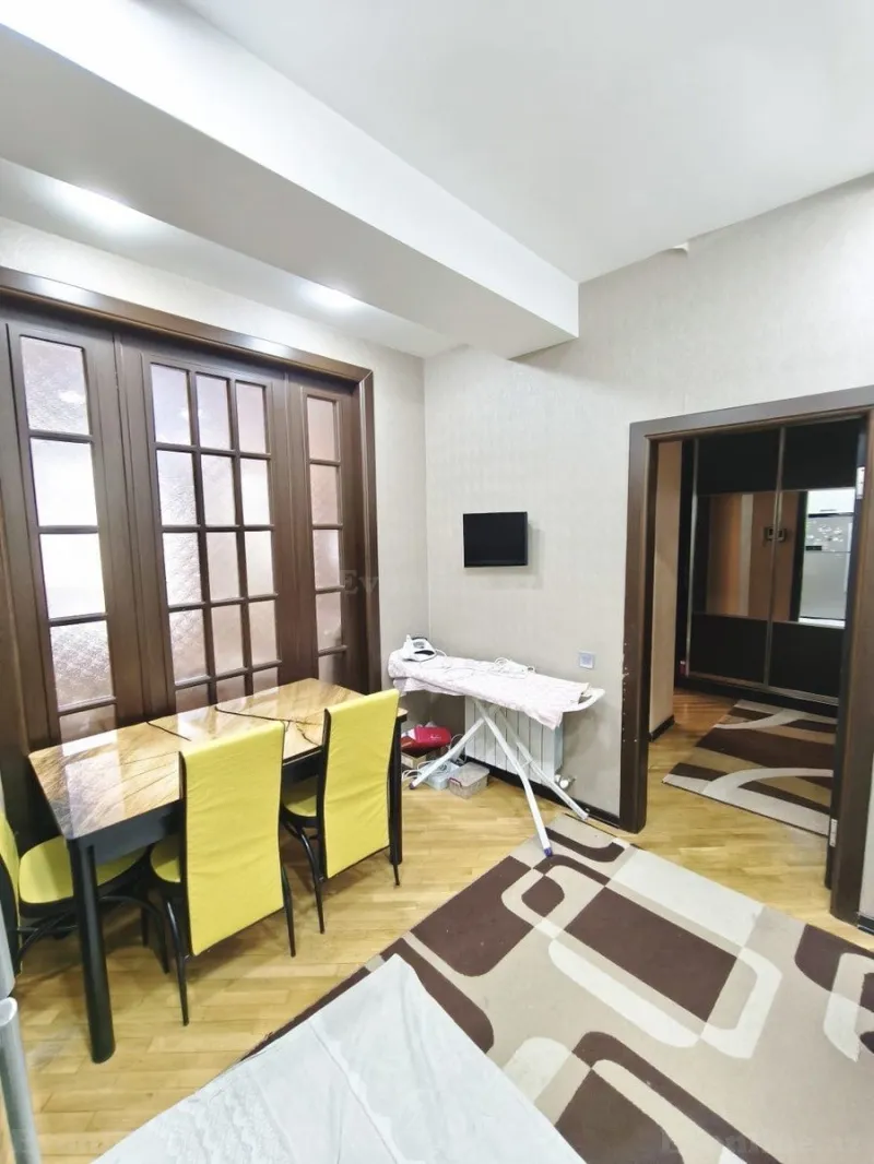 Kirayə verilir 2 otaqlı Mənzil Yeni tikili 75 m² Azadlıq prospekti m. - şəkil 4