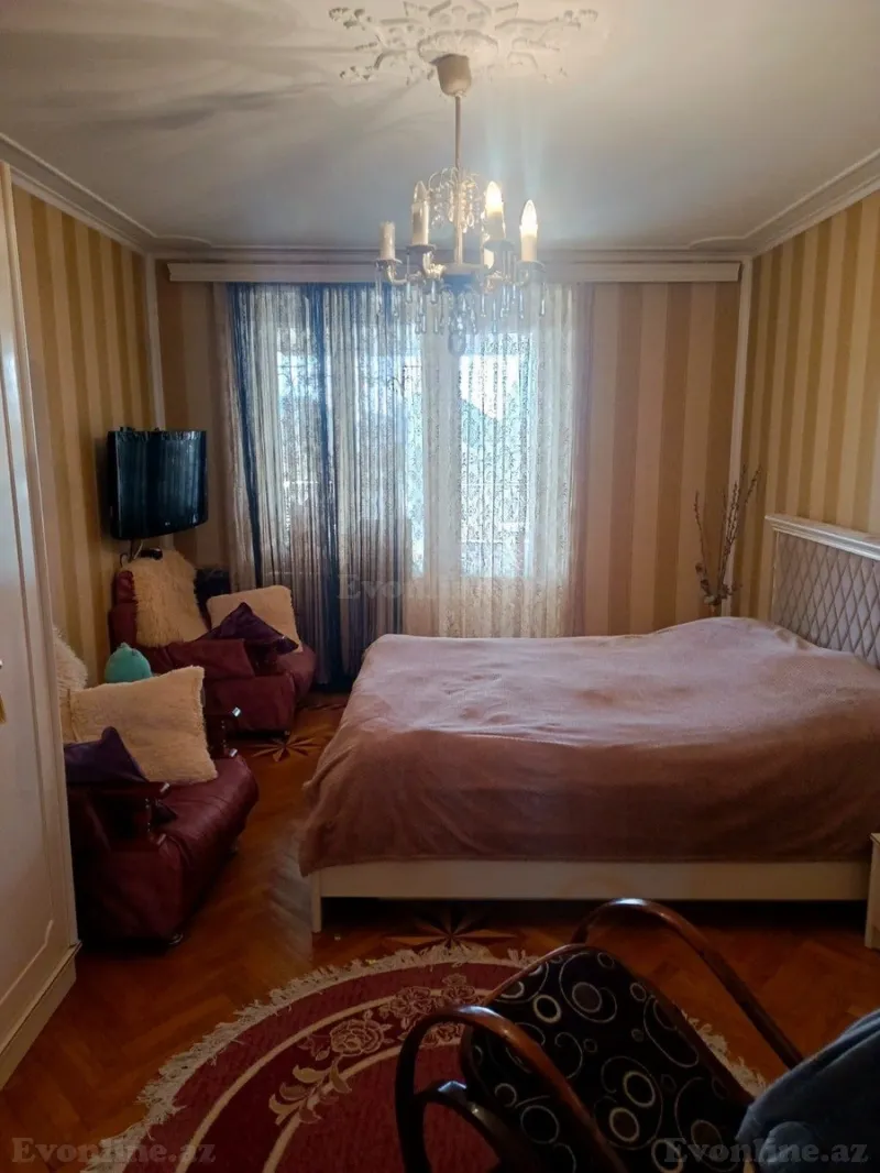 Satılır 3 otaqlı Mənzil Köhnə tikili 114 m² Nərimanov r. - şəkil 4