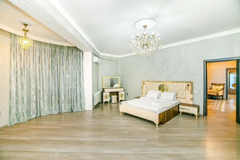 Kirayə verilir 3 otaqlı Mənzil Yeni tikili 136 m² 28 May m. - şəkil 2