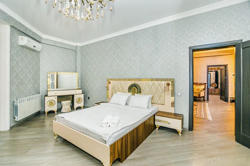 Kirayə verilir 3 otaqlı Mənzil Yeni tikili 136 m² 28 May m. - şəkil 8