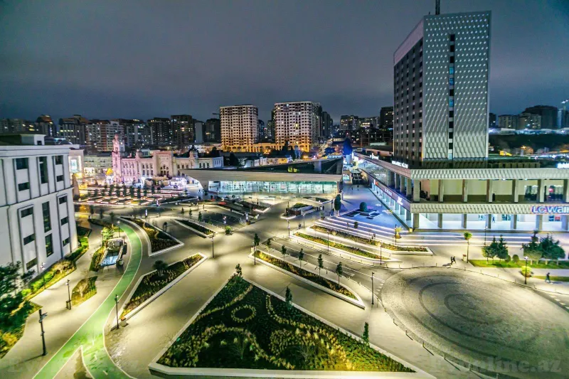 Kirayə verilir 3 otaqlı Mənzil Yeni tikili 136 m² 28 May m. - şəkil 22
