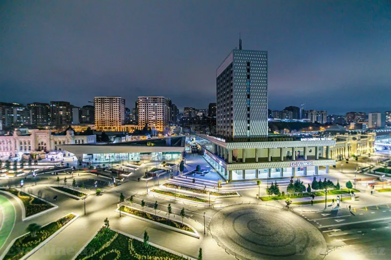 Kirayə verilir 3 otaqlı Mənzil Yeni tikili 136 m² 28 May m. - şəkil 23